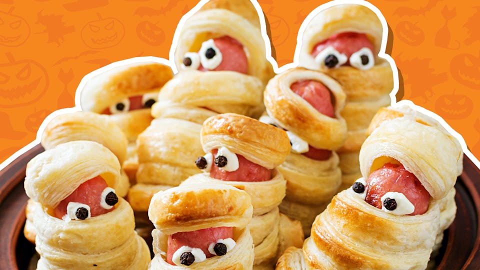 Halloween Food For Petrifying Parties Halloween Food Halloween Parties On Beano Com