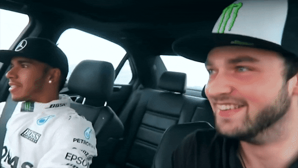 Ali A Everything You Wanted To Know Beano Com - he s hung out with celebrities like louis hamilton though he says his favourite people to meet are other youtubers because it s great to meet other